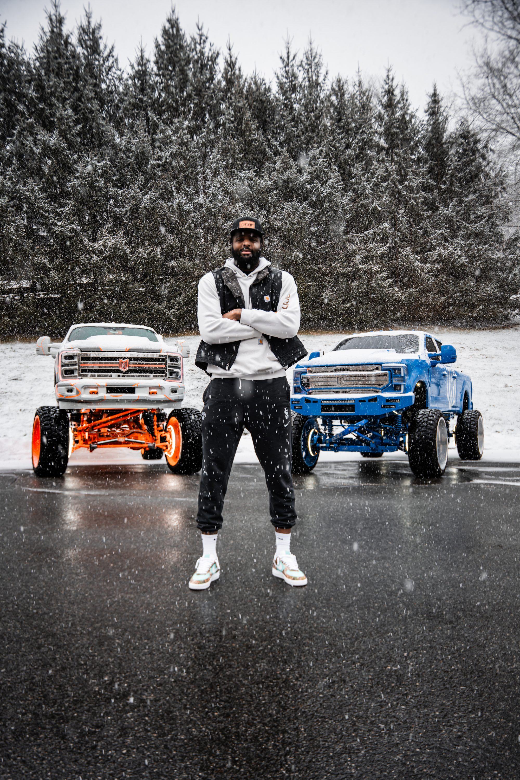 400K milestone shoot — Mitchell Robinson